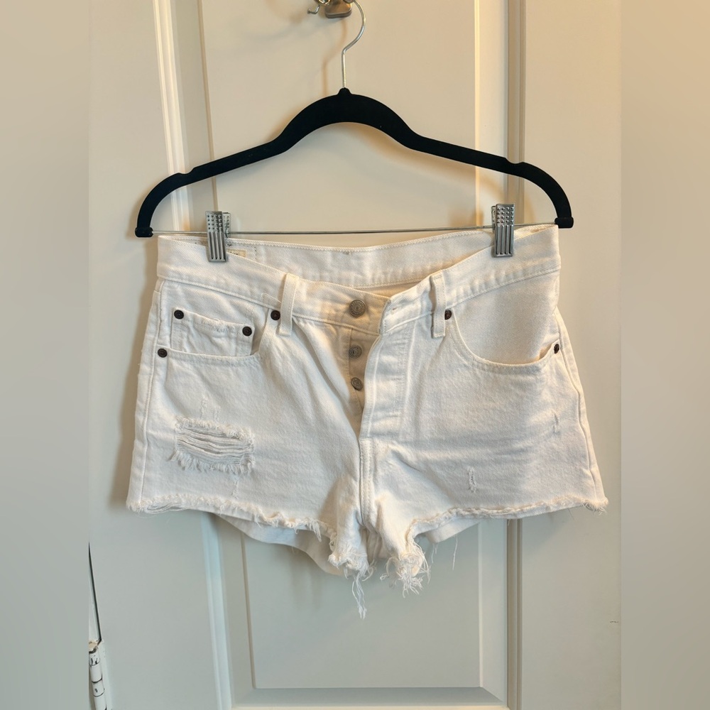 Levi’s White Denim Shorts